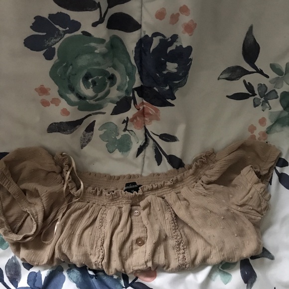 Ambiance apparel tan shirt - Picture 2 of 2